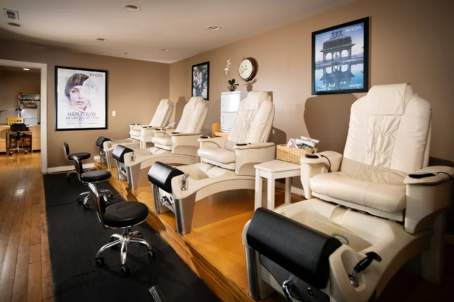Deluxe Pedicure